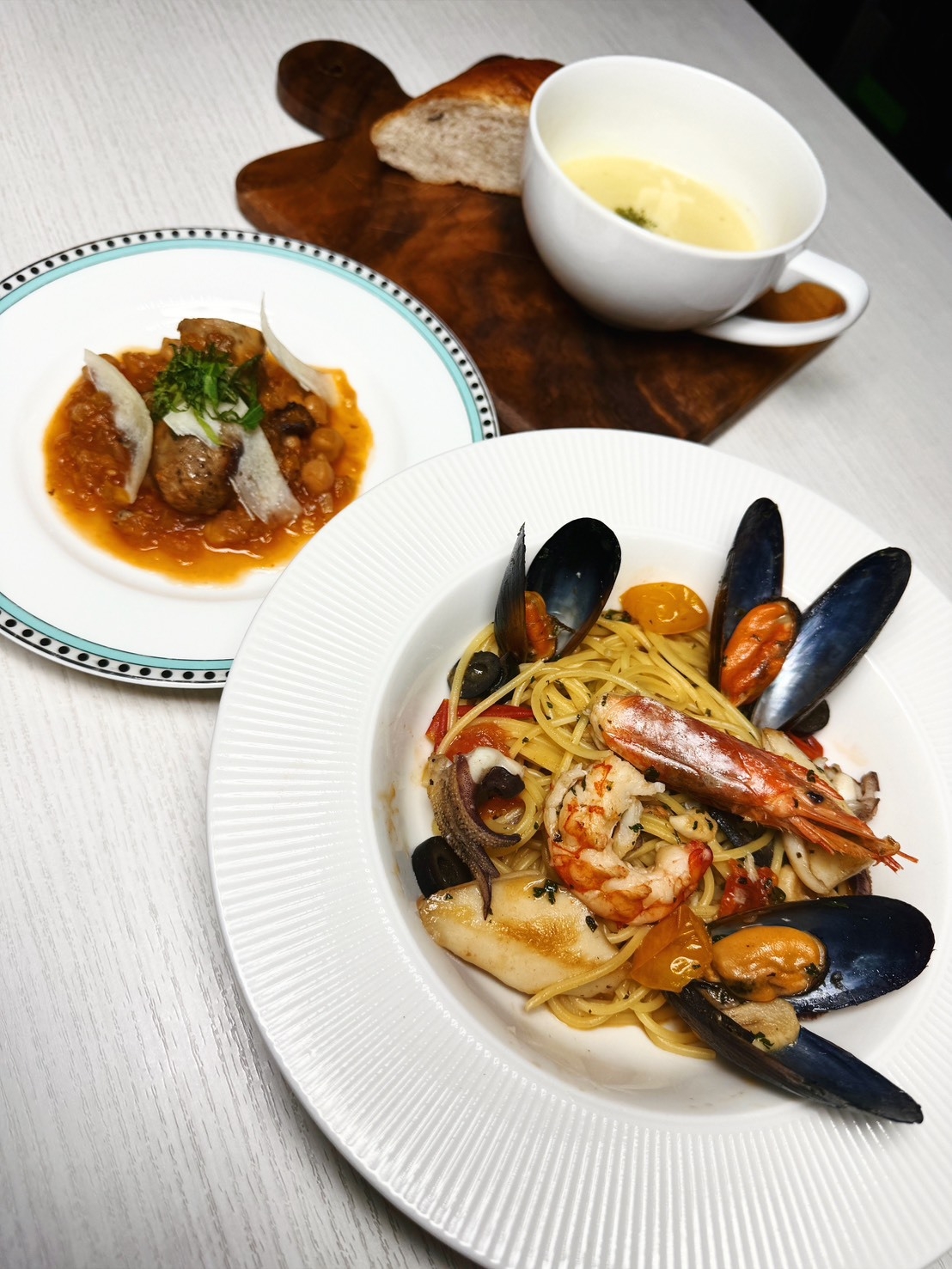 【特別な1日を】太田氏が手がける至福のシェフズ・スペシャルコース付 海が見える客室【和歌山・印南町】