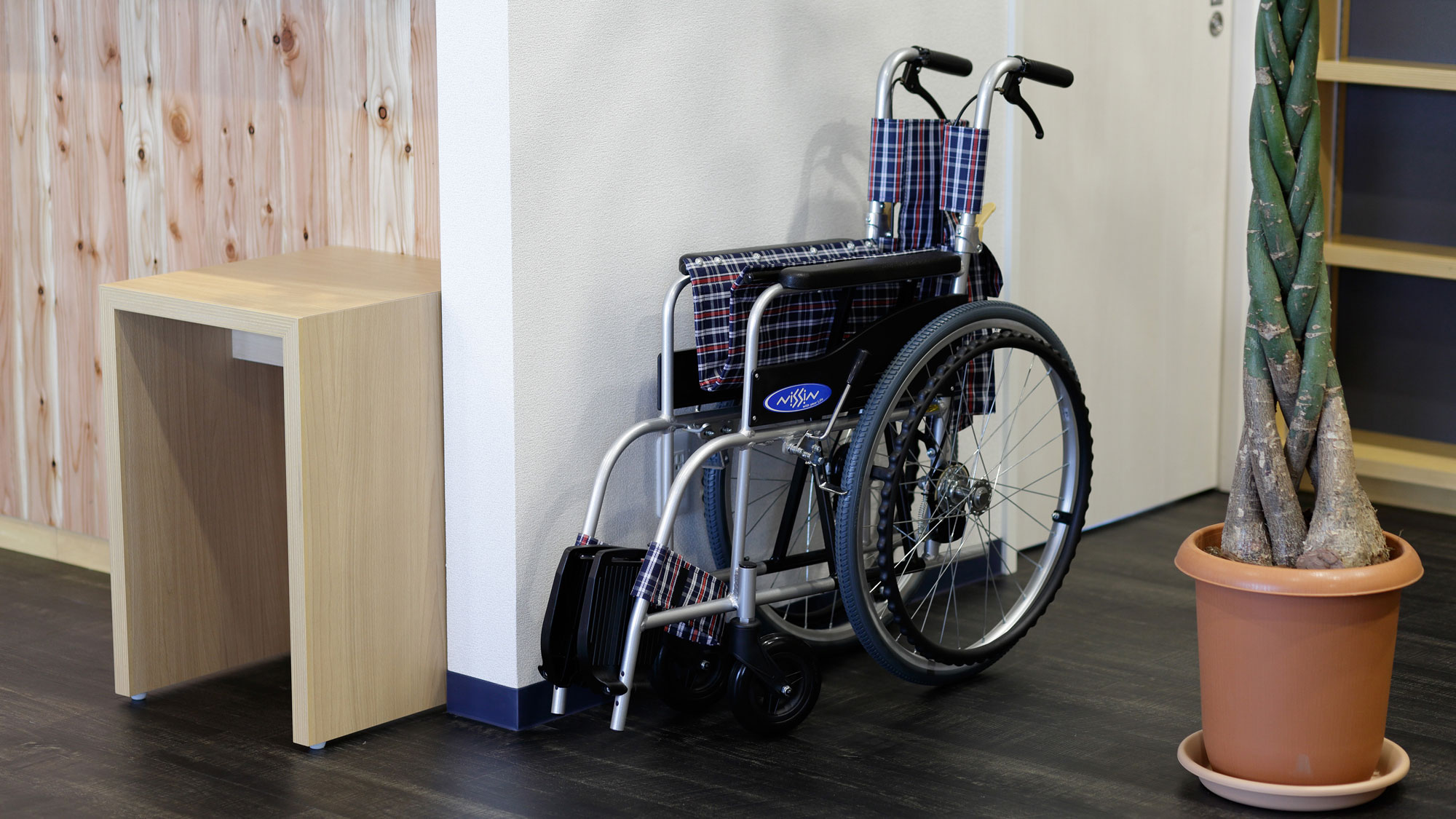 車いすもご用意しております。