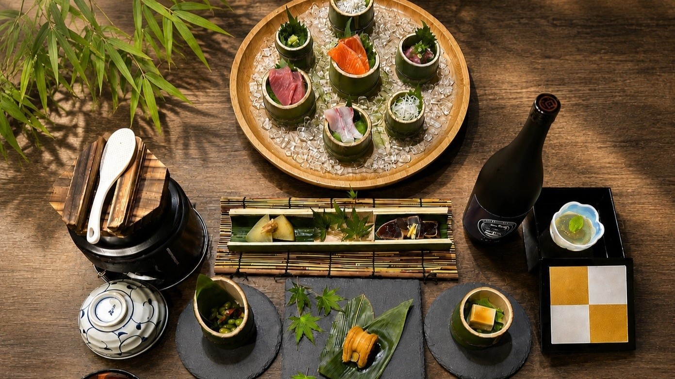 【平日2名様での宿泊限定】メインor飲み放題　1泊2食付(夕食＋朝食サービス)選べる特典プラン