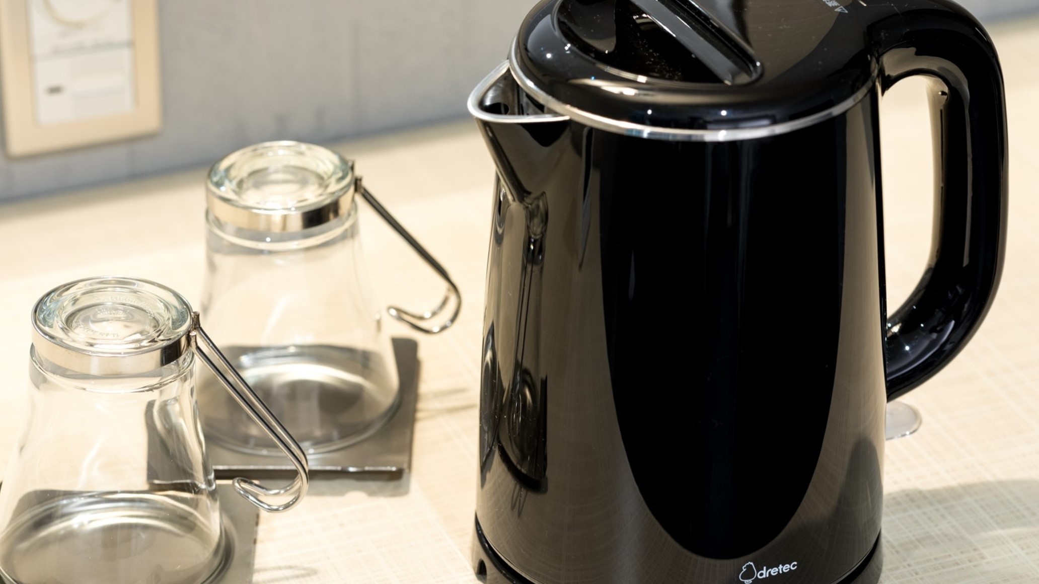 客室 電子ポット、耐熱グラス