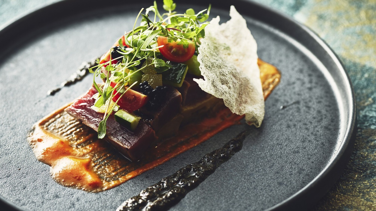 【2食付】薪グリル香ばしいブランドポークのスタンダードコースディナーと朝食ビュッフェ