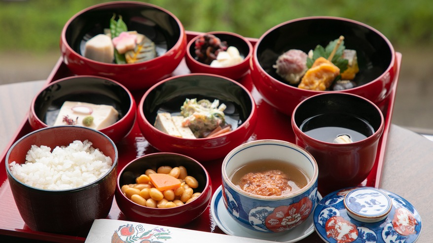 夕食・朝食はお部屋で安心！ゆっくりと京都の味を愉しむ《1泊2食付》