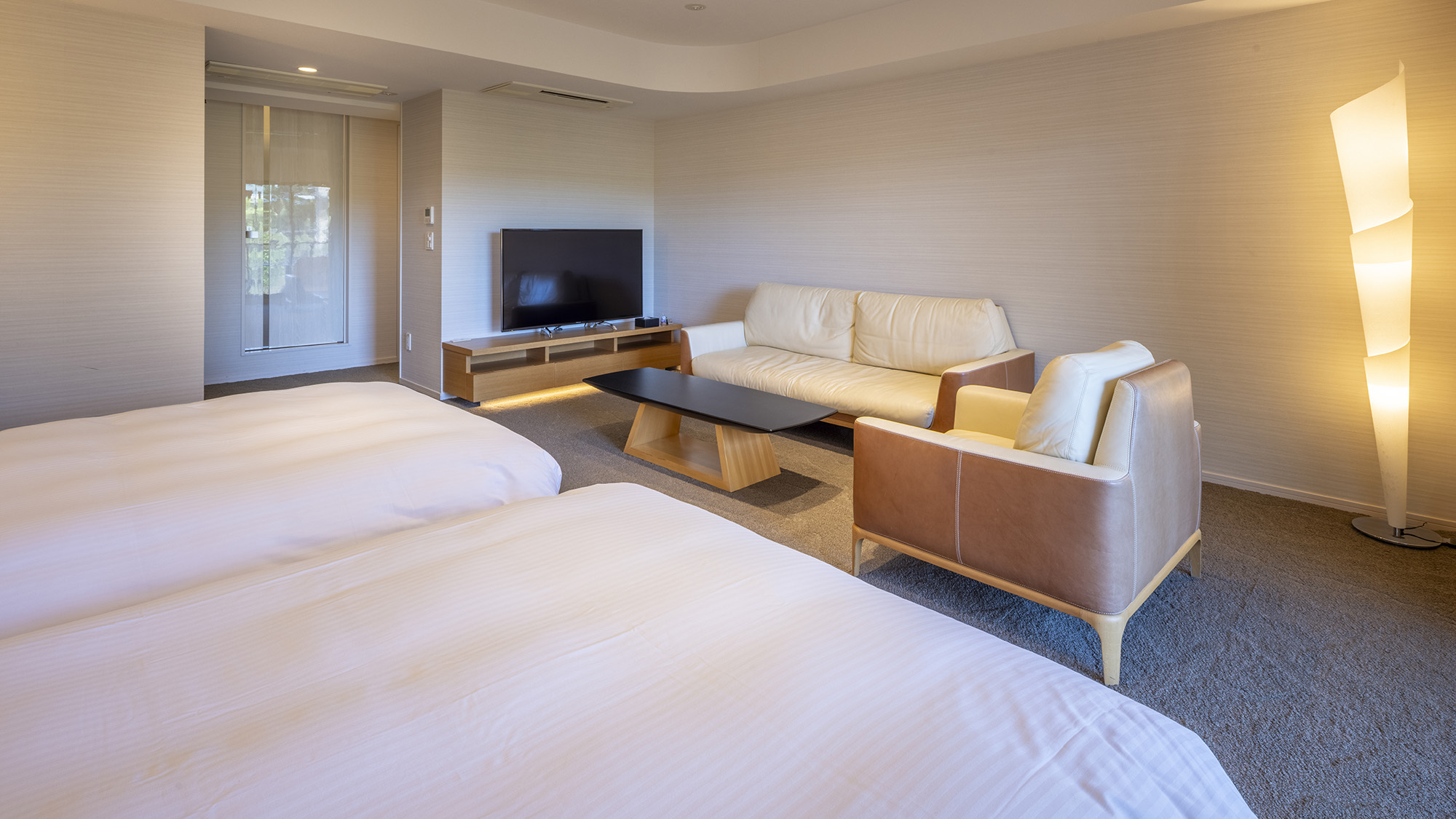 《モデレートツインB》