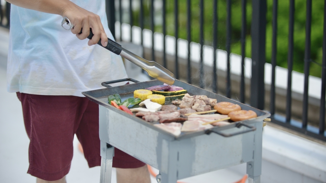 【レンタルBBQ機材・食材付き】屋上で！客室テラスで！手ぶらでバーベキュープラン♪２名様〜【夕食】