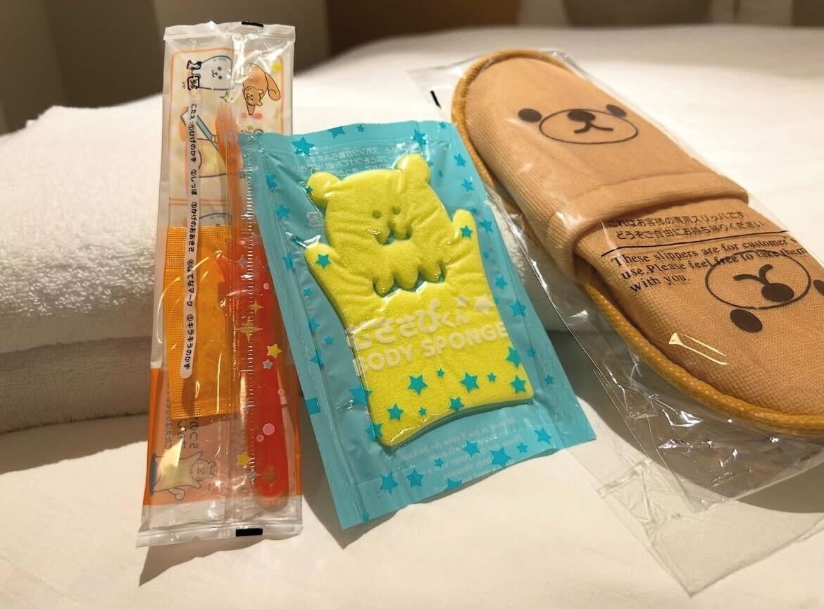 【お子様用アメニティ】フロントでご用意しております。