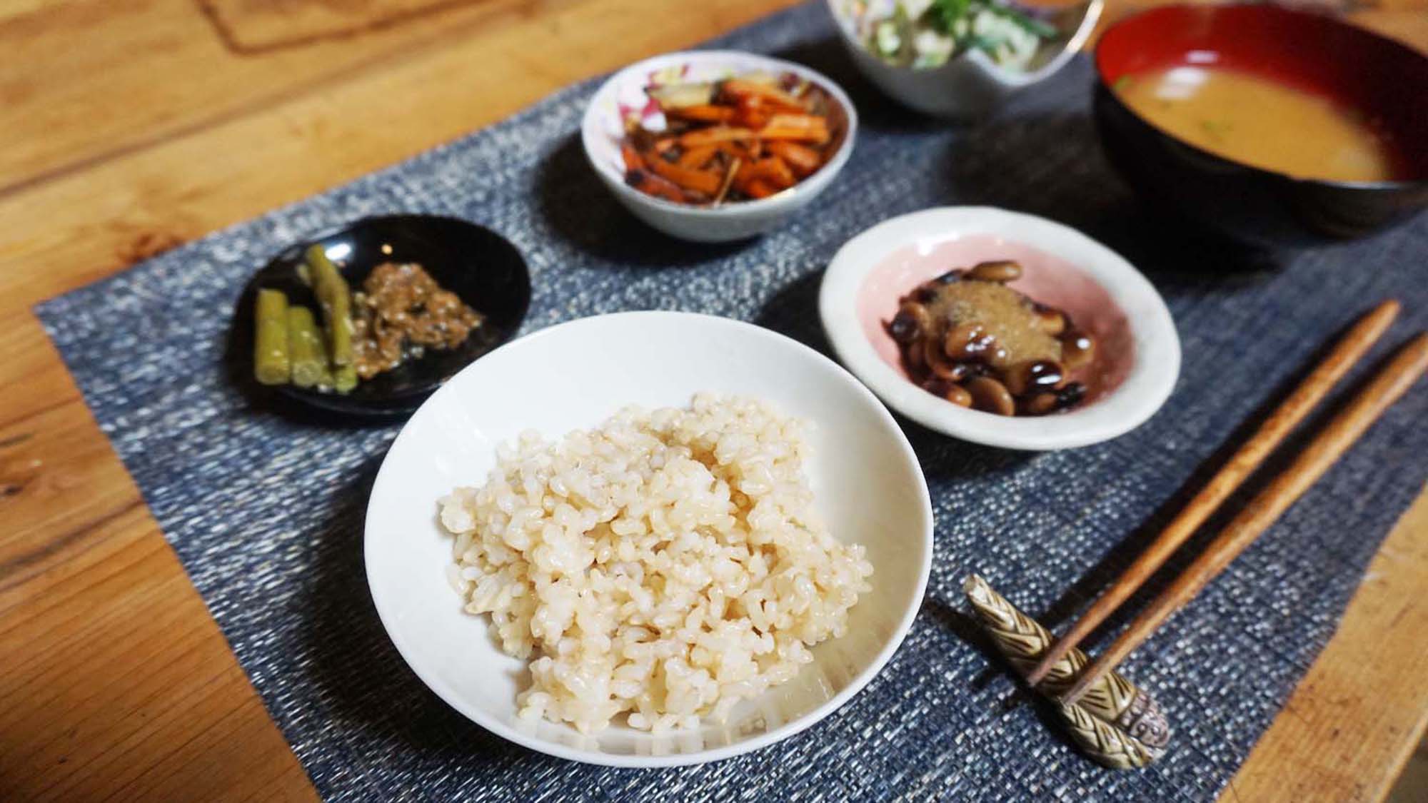・＜和朝食＞バランスのとれた菜食で、気持ちの良い朝を♪