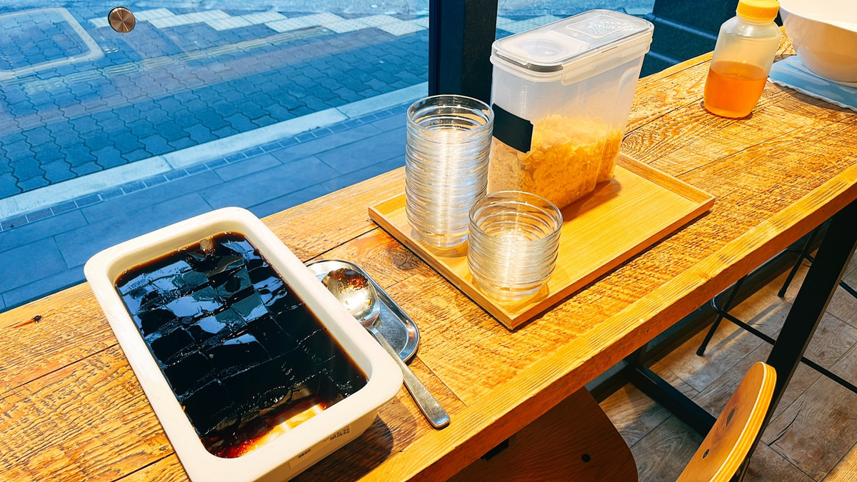 ■朝食ビュッフェ（シリアル、コーヒーゼリー）