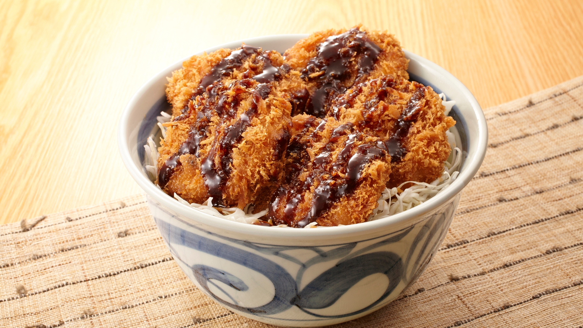 福井で外せないB級グルメ！ソースかつ丼です