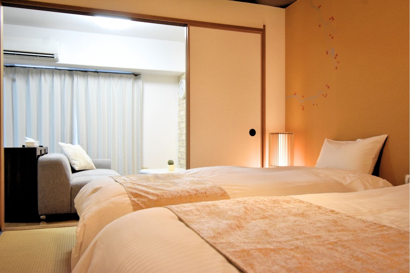 ベッドルーム（和室）1