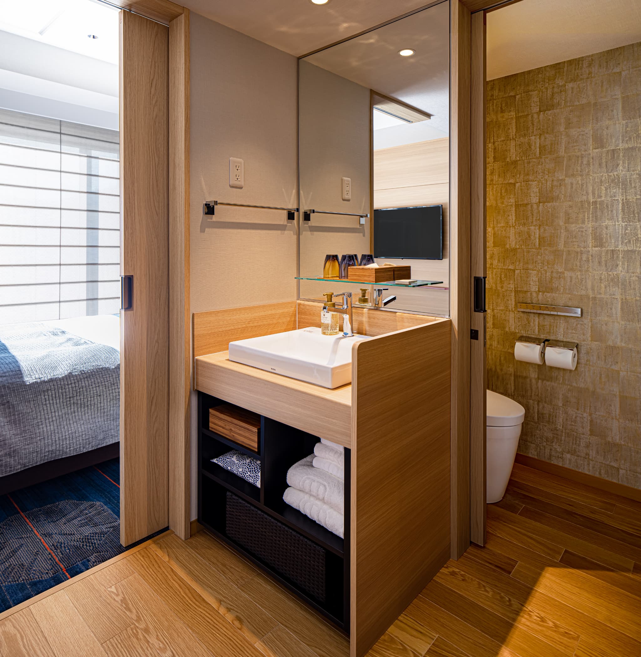 ダブルルーム(独立洗面台)