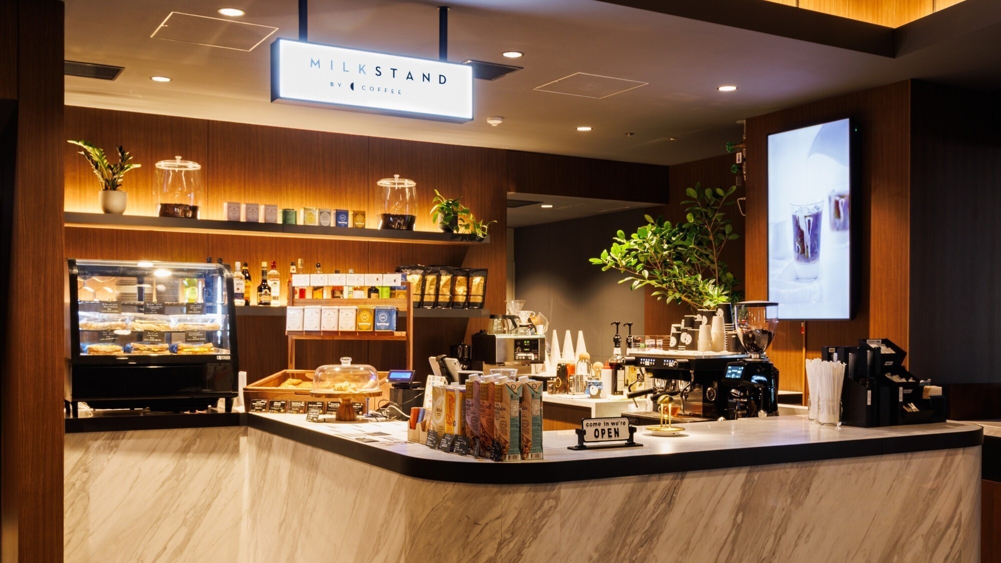 ＜ウェルカムドリンク付き＞ MILK STANDで味わうとっておきのホテル時間（朝食付）