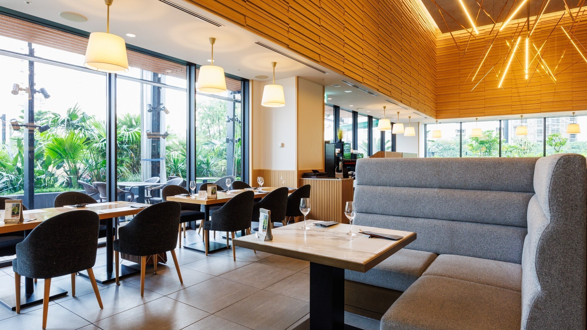 Terrace and Table（2階　レストラン）
