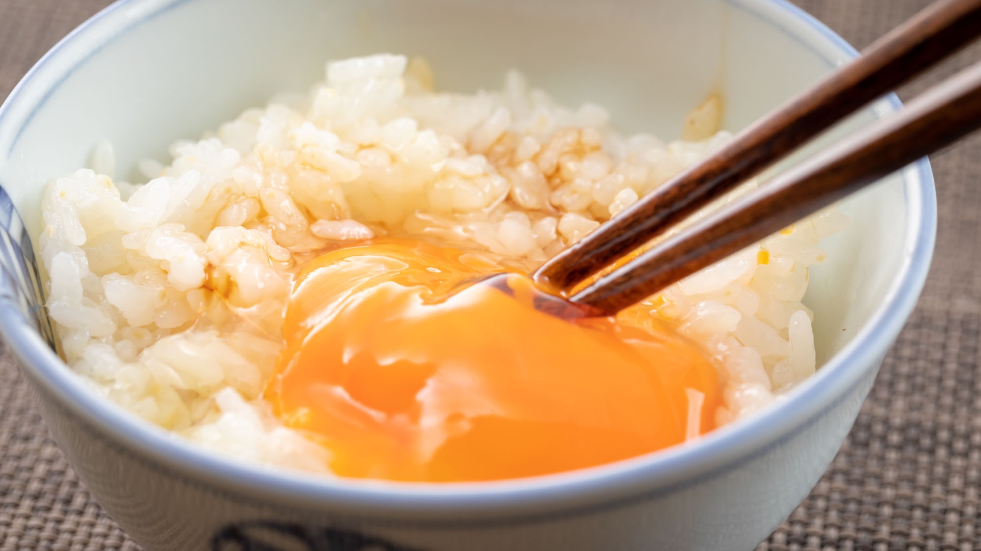【一泊朝食プラン】≪名物・卵かけご飯≫はお替り自由♪極上の朝ごはんをお召し上がりください