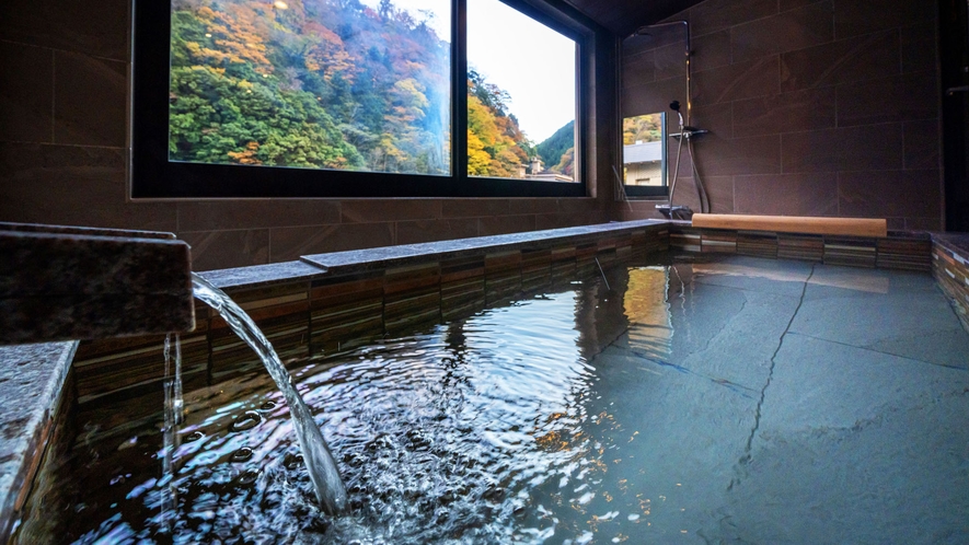 コンセプトスイートのお部屋はすべて温泉かけ流し!景色と温泉を独り占めできます