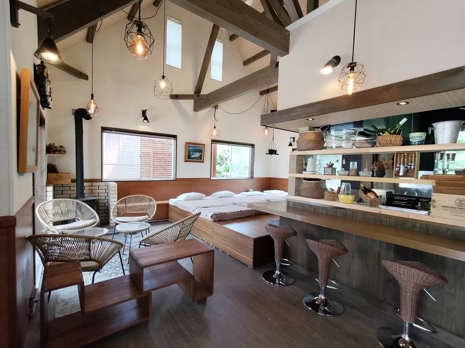 ＼エアコン2台完備で室内ぽかぽか／キッチン付き素泊まりコテージ♪専用トイレも完備！