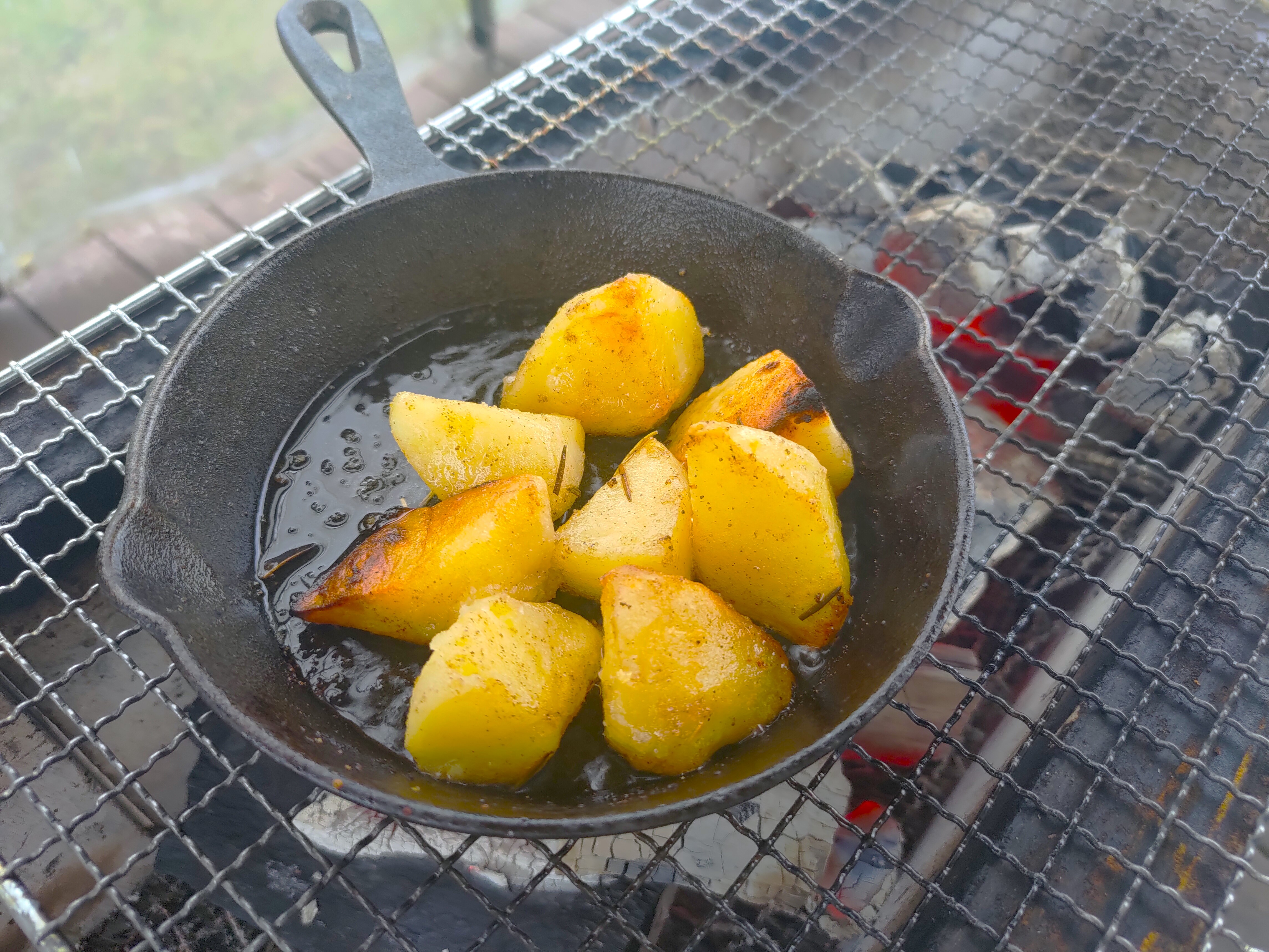 ローズマリーポテト