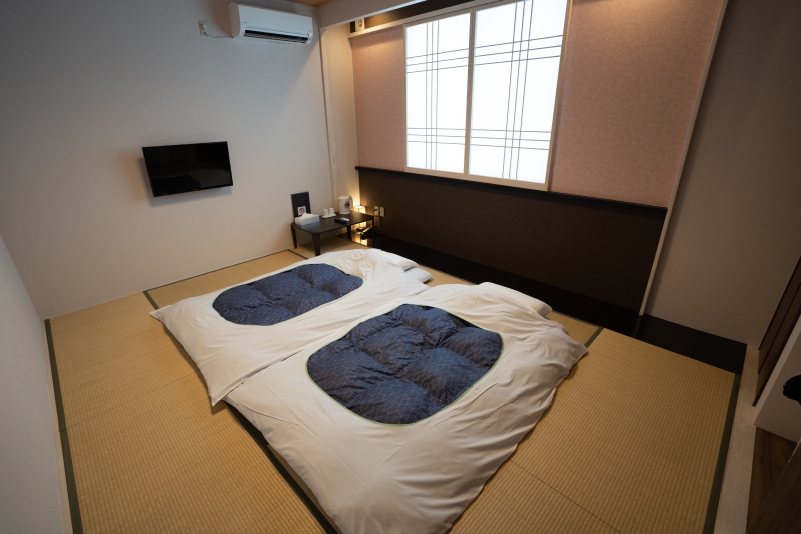 Japanese-style triple room