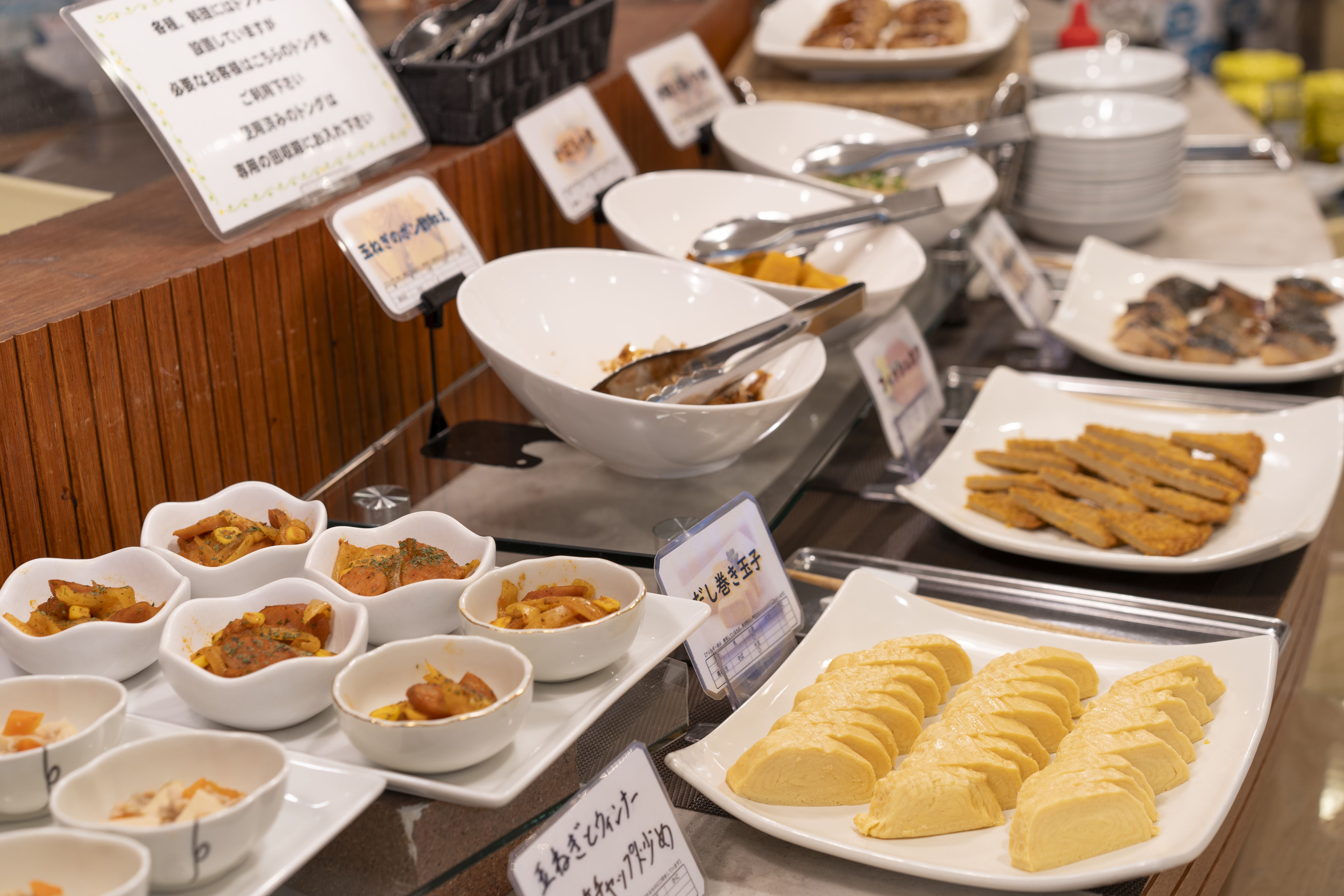 朝食バイキング