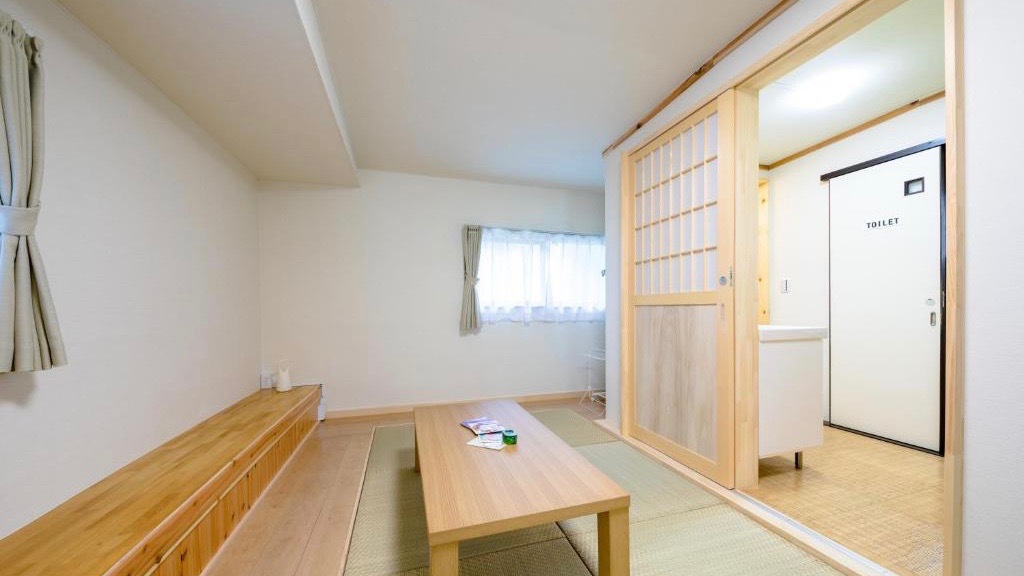 2泊プラン 60平米、最大8名宿泊可能な一軒家を貸切！無料駐車場有、最寄り富士山駅徒歩3分の好立地！