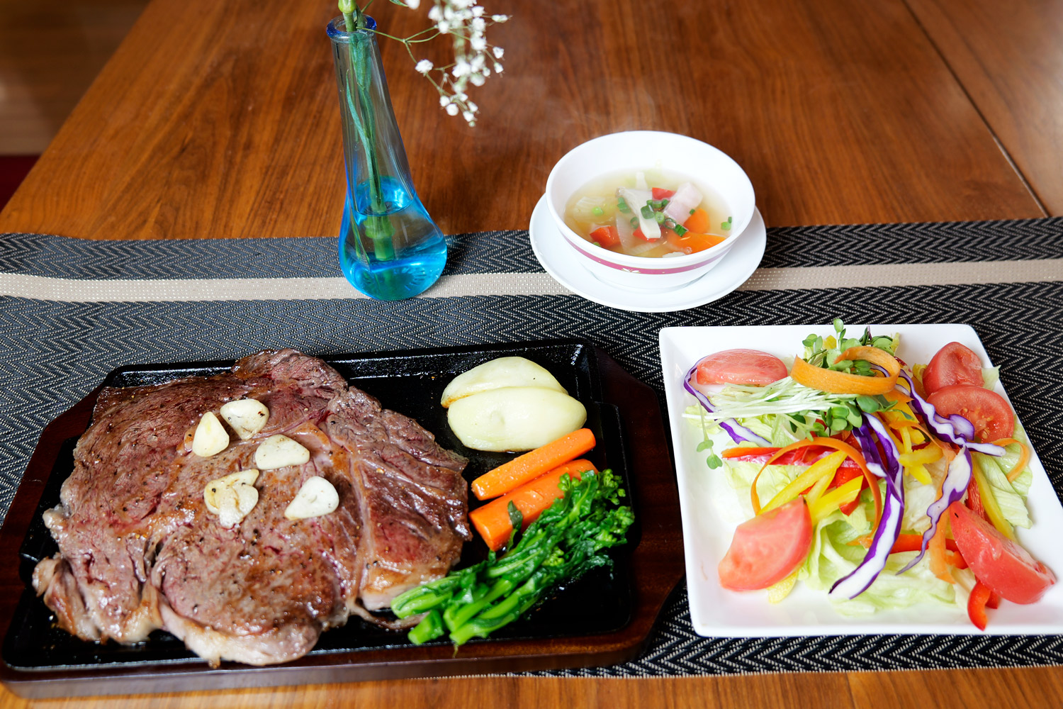 特選黒毛和牛Ａ５ランクのステーキ