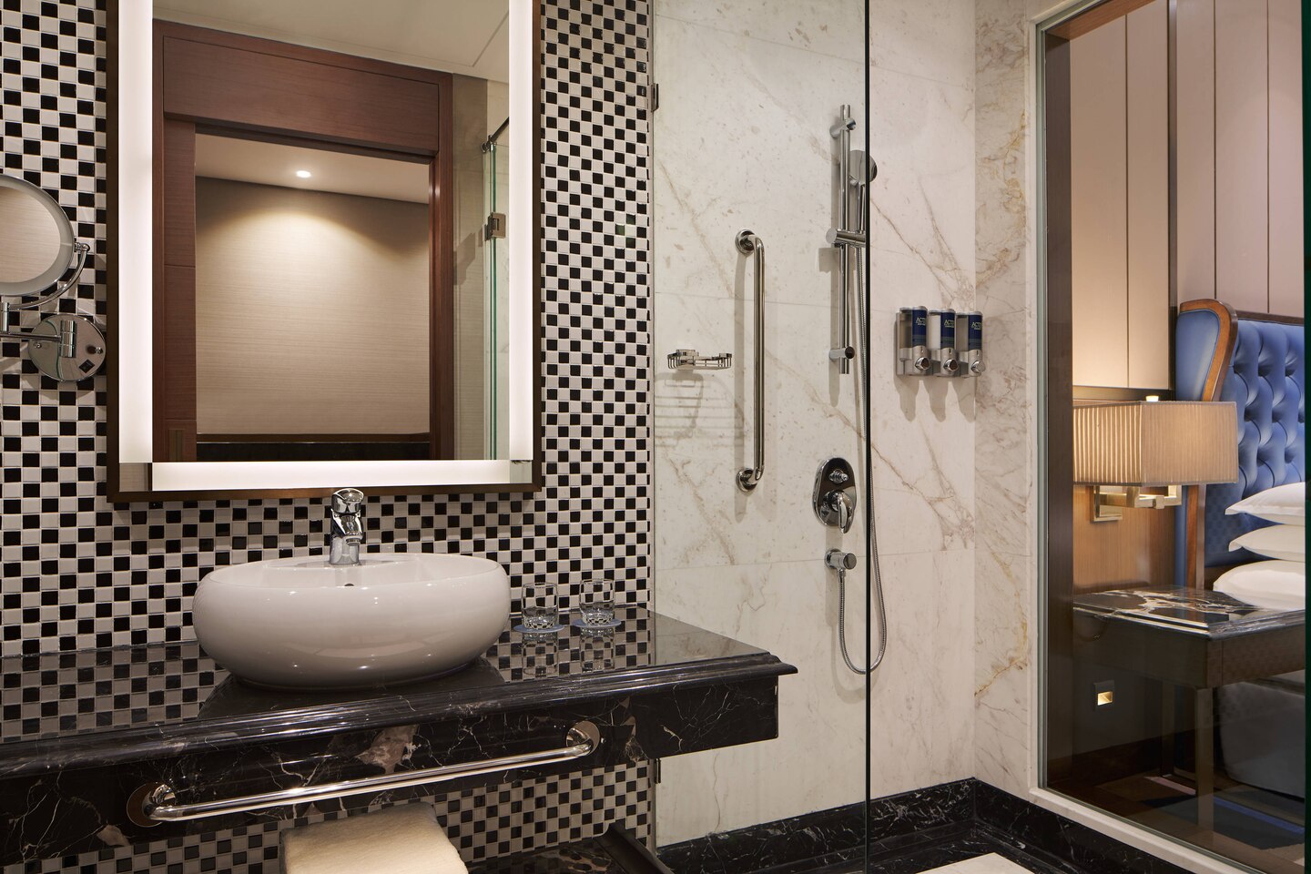Panoramic bathroom