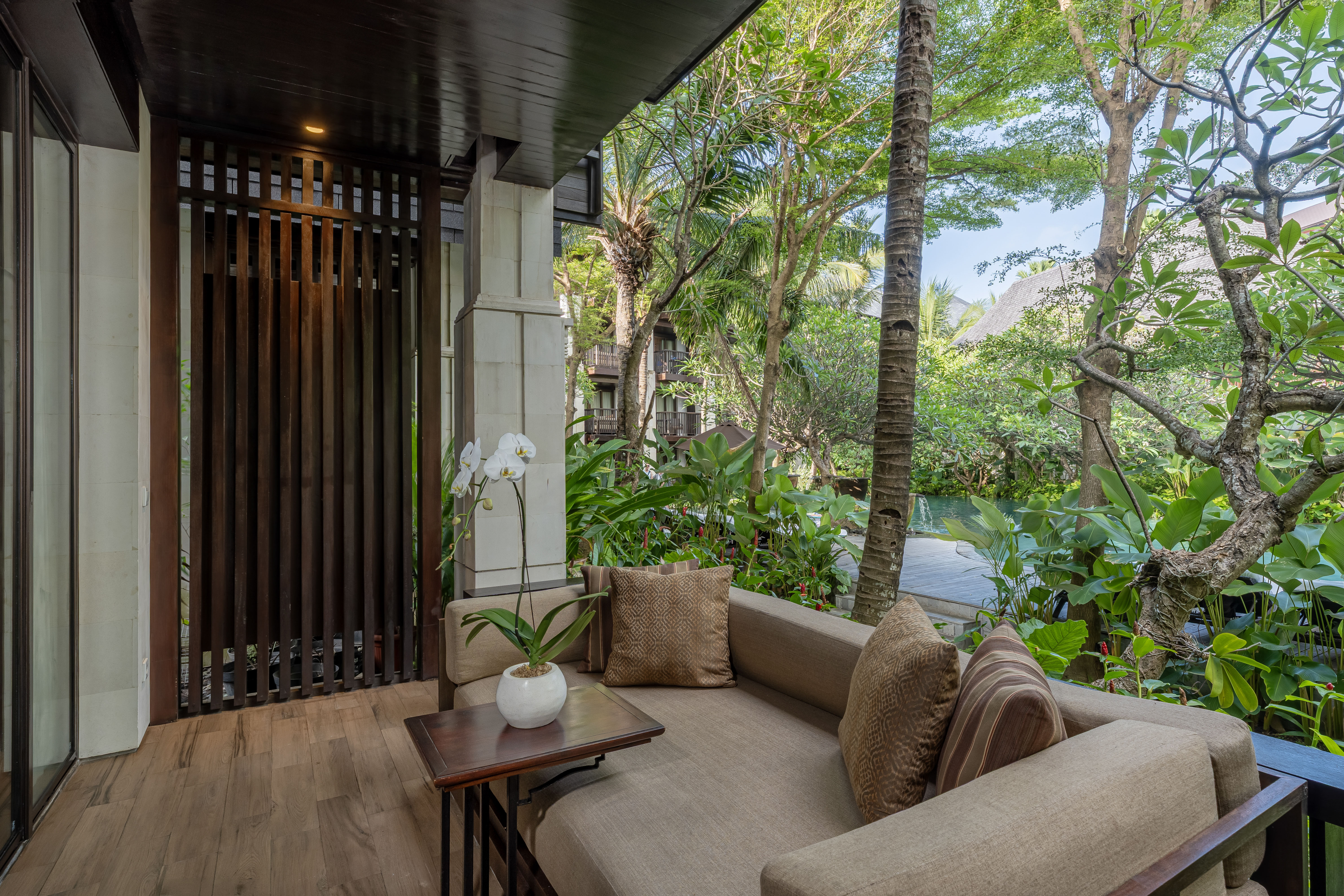 Honeymoon Suite Balcony