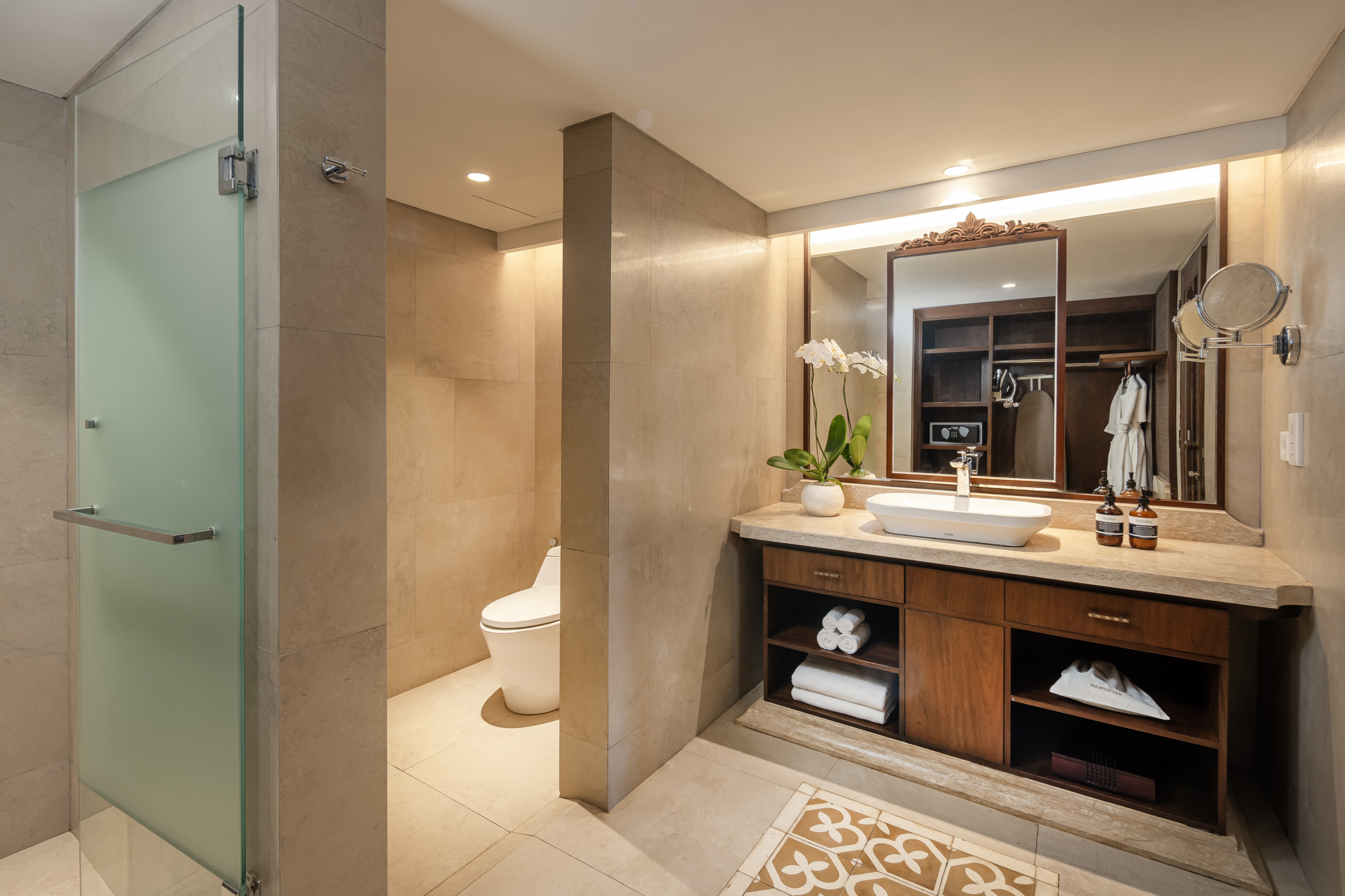 Prestige Suite Bathroom