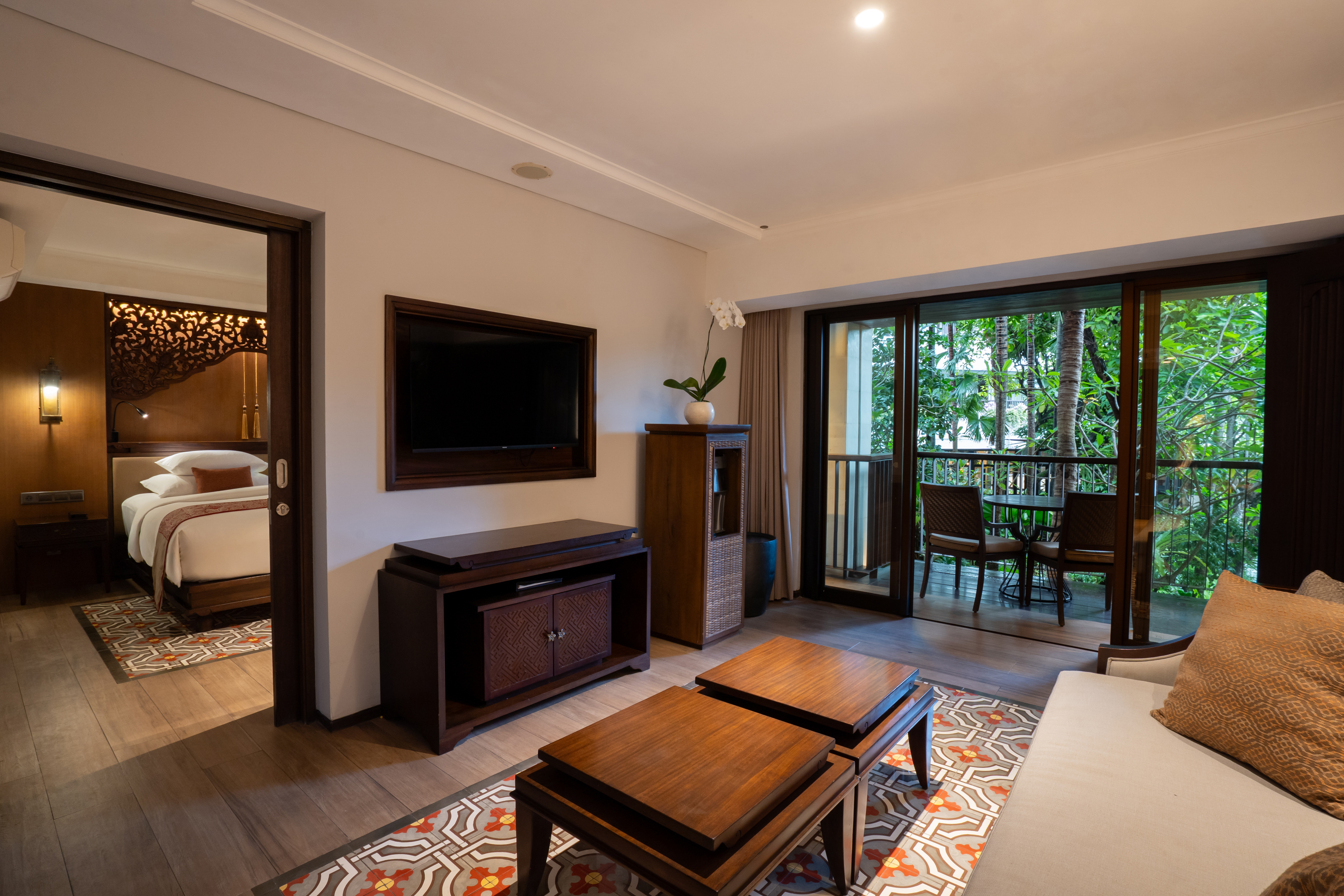 Royal Fam Suite Interconnecting Room