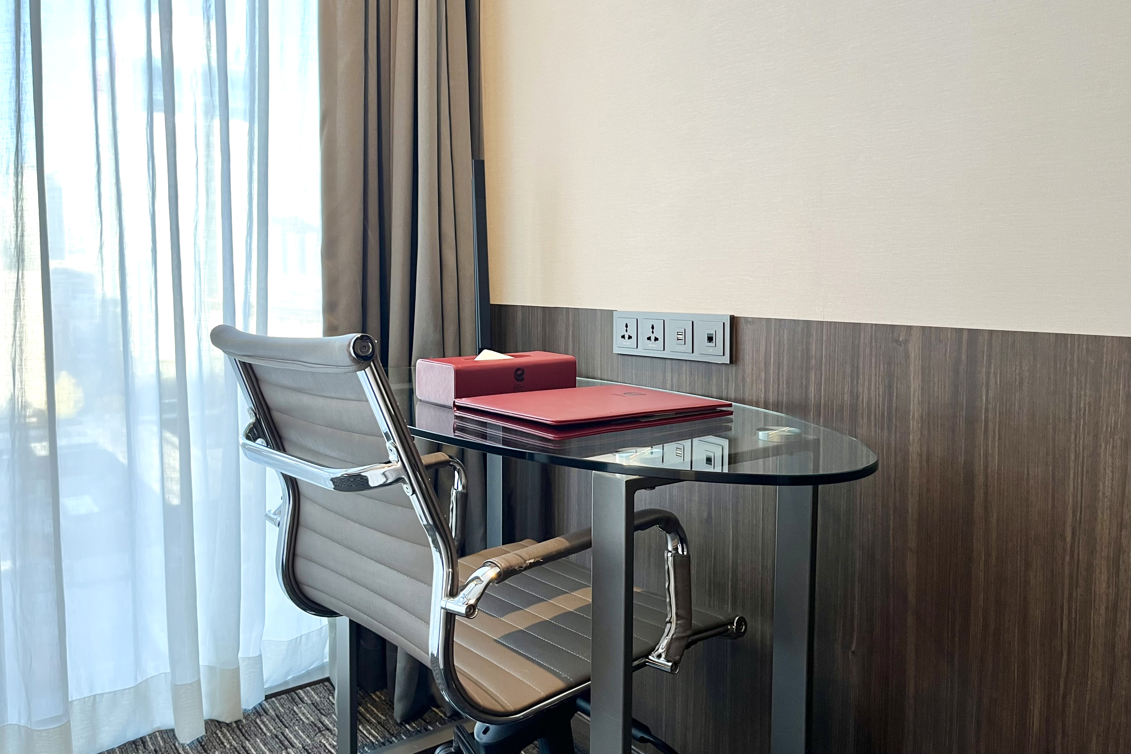 プレミアツイン