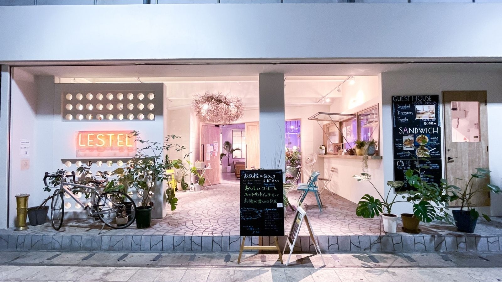 【素泊まり】国際通り商店街へのアクセスに便利！観光や街歩きにぴったりなスタンダードプラン！