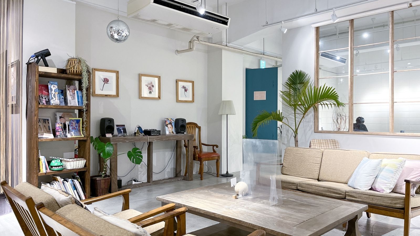 【CAFE】ホテル併設のCAFE＆BAR