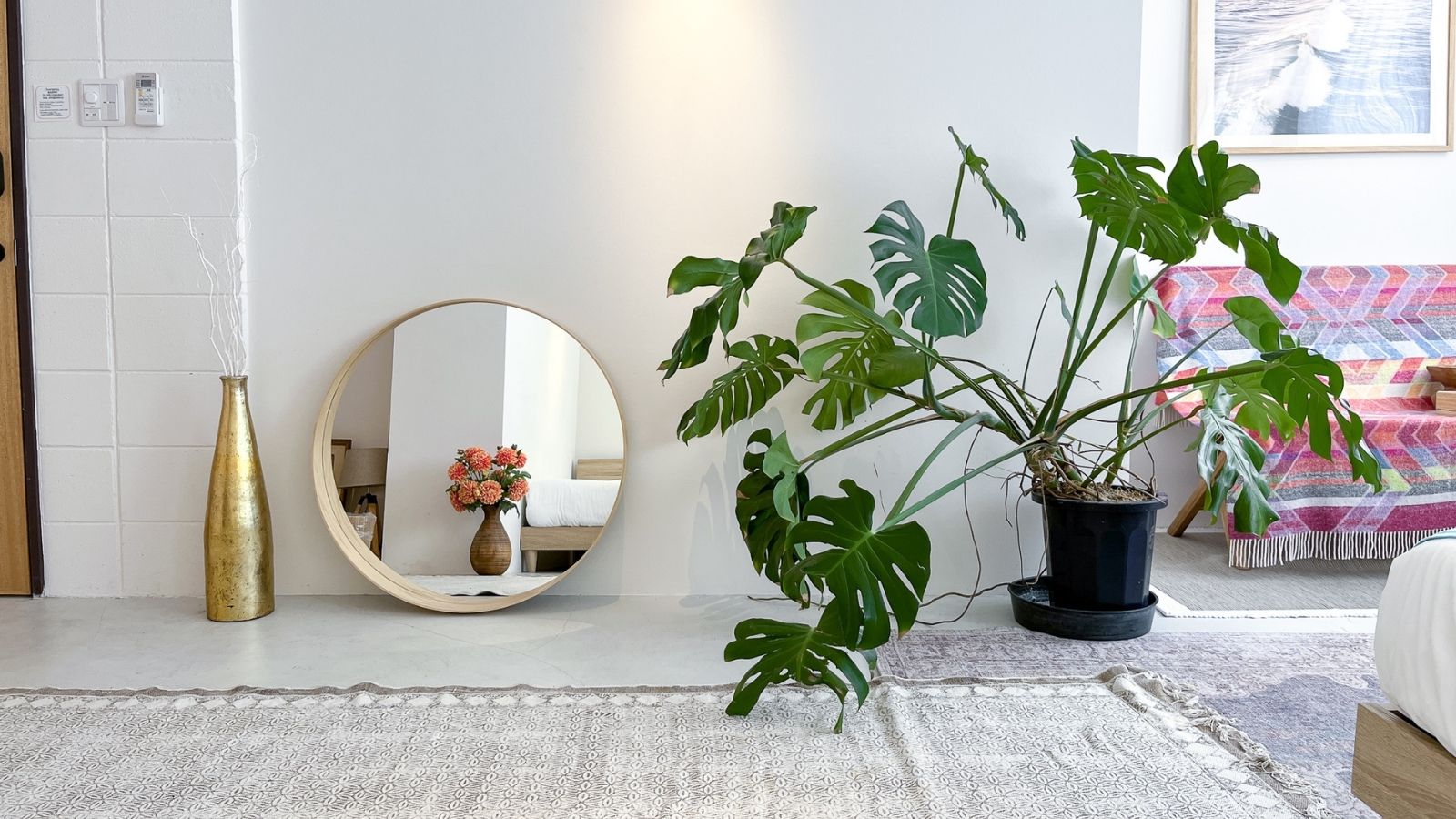 【YuTASHIKu】ダブルベッドが2台とシングルベッドが1台があります。定員は5名様です。