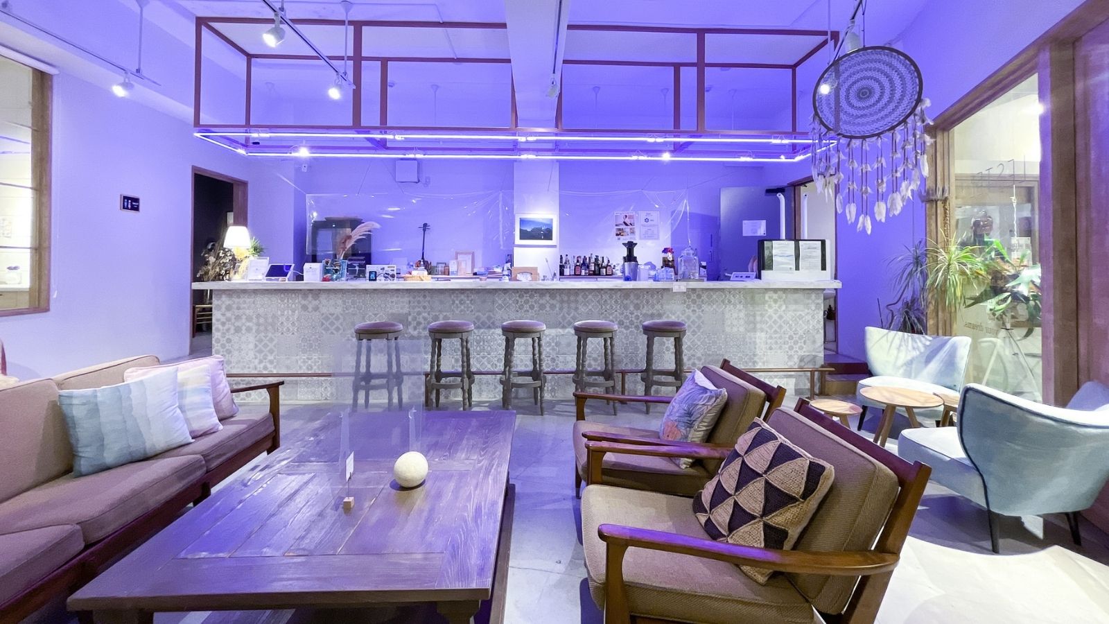 【BAR】夜のBARの様子です