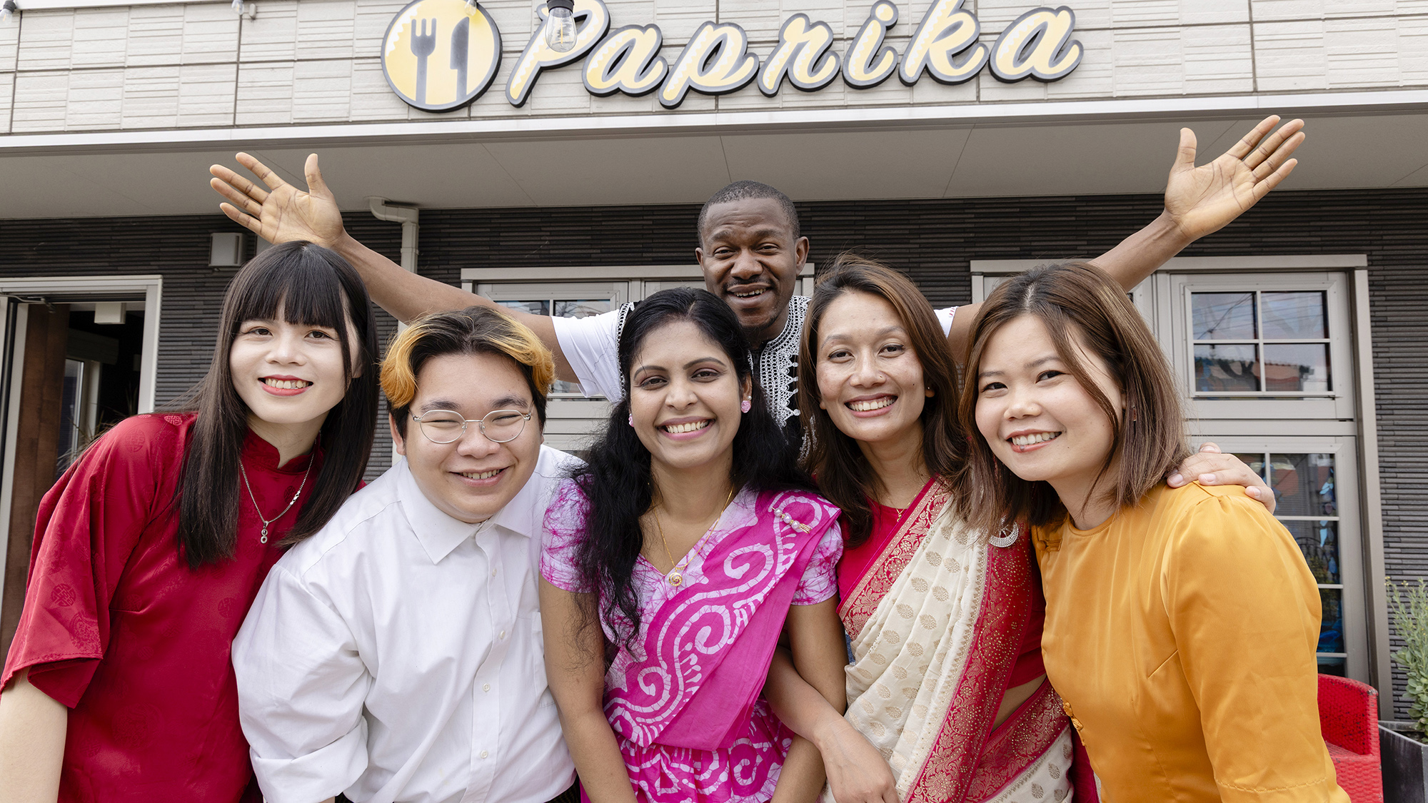 「お客さんが楽しい」を第一に、当館ボスをはじめ、スタッフがそれぞれの方法で皆様の旅をおもてなし♪