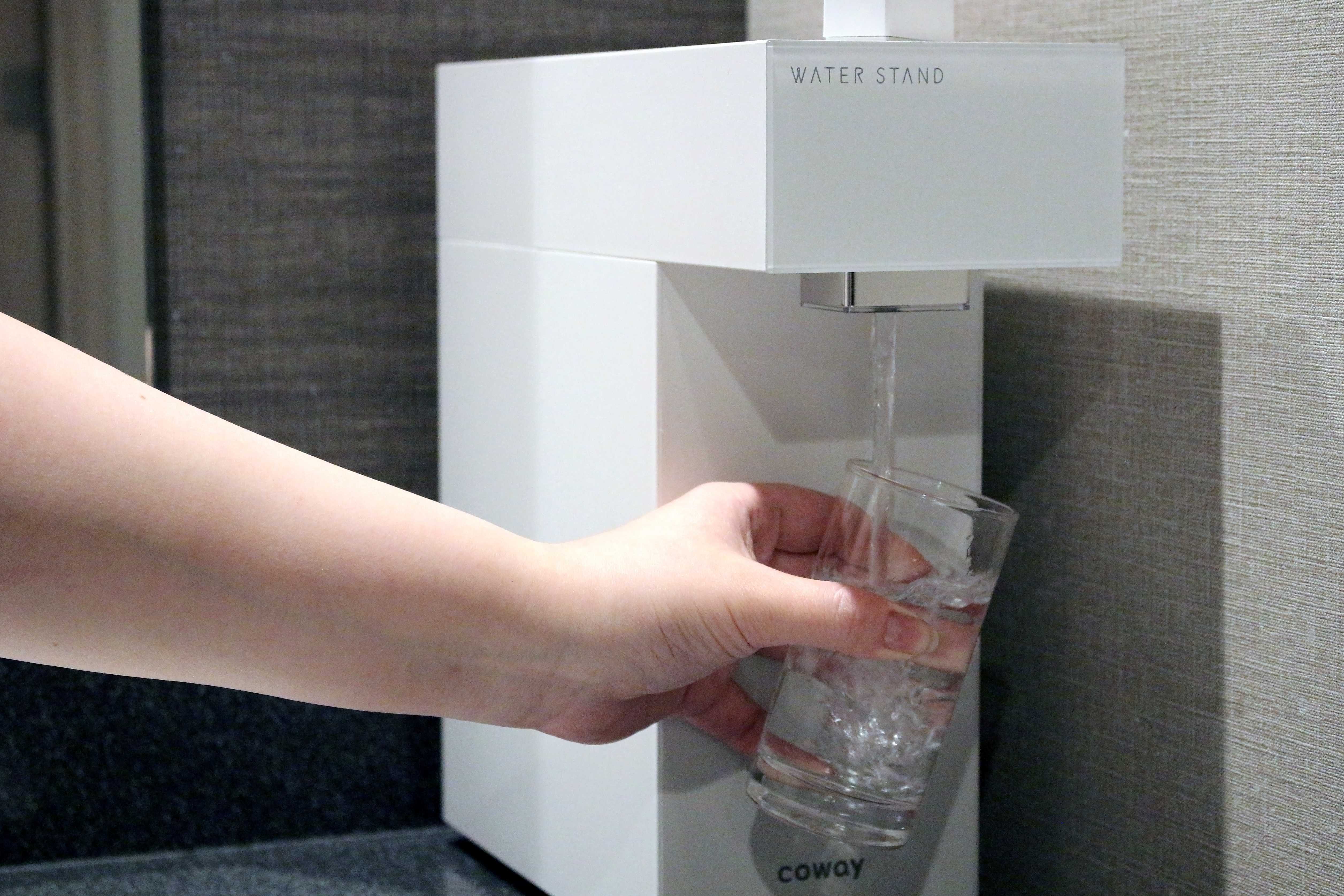 《ウォーターサーバー全客室導入》 