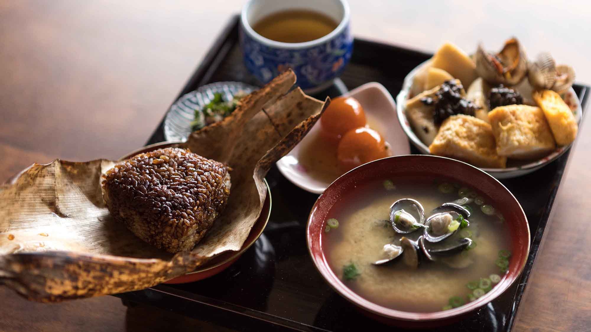 【朝食付き】島根の地酒と郷土料理を堪能する古民家旅＜朝食付き＞