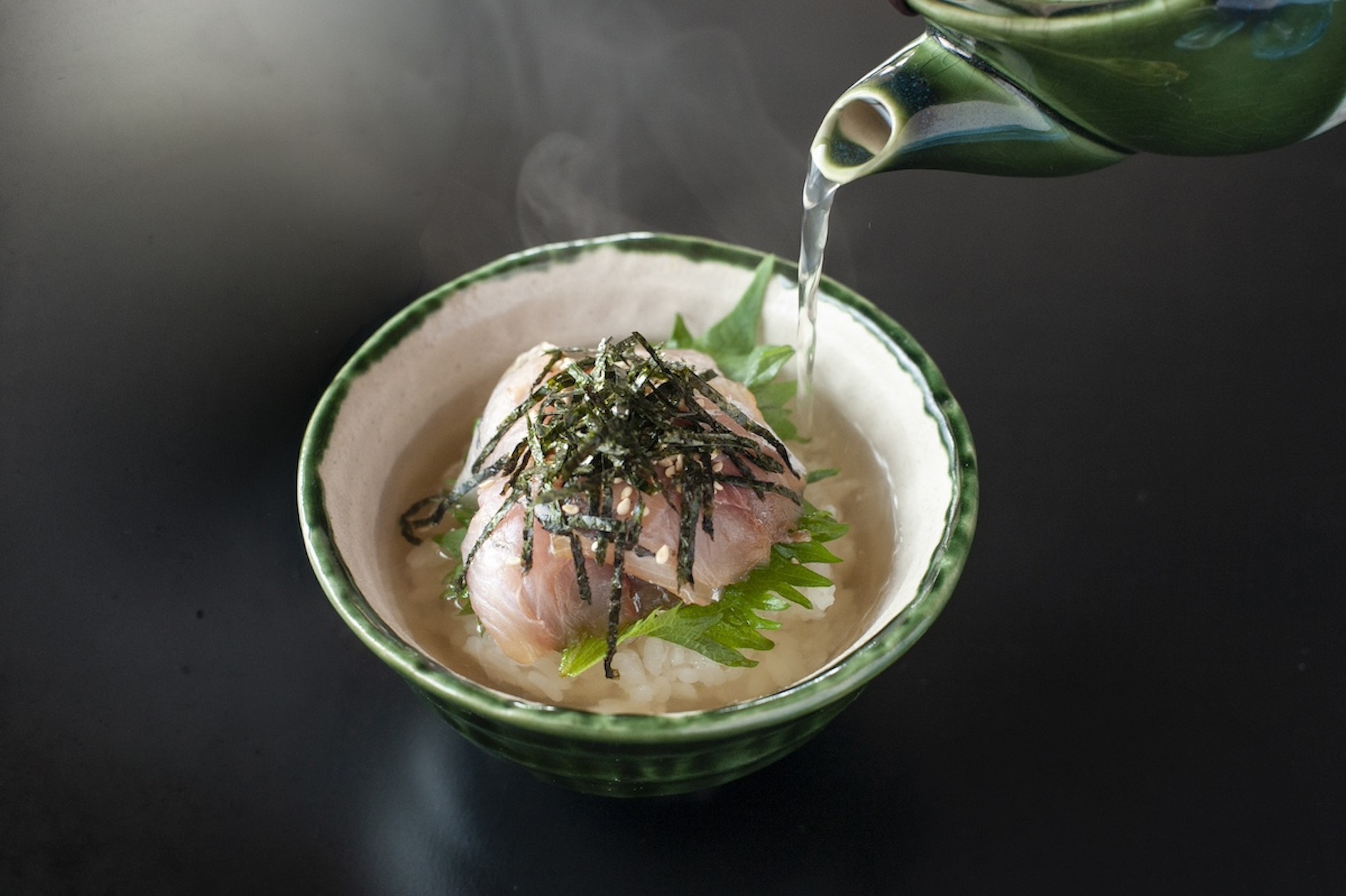 【早割60】旬の恵みが織りなす料理と地酒を堪能する古民家旅＜夕朝食付き＞