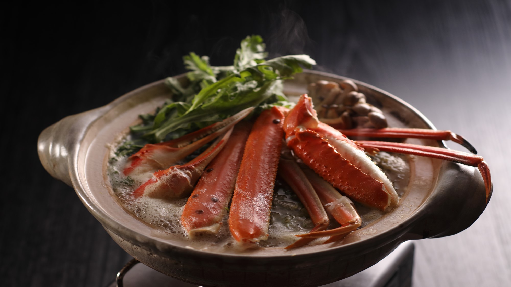 絶品蟹鍋を堪能できる冬の極上プラン