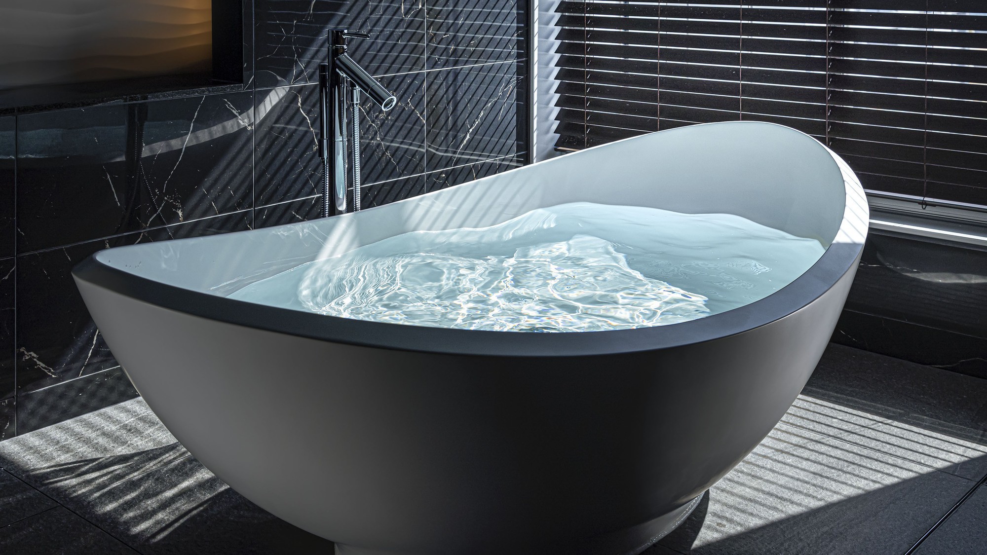 フォンテーヌスイート 浴室