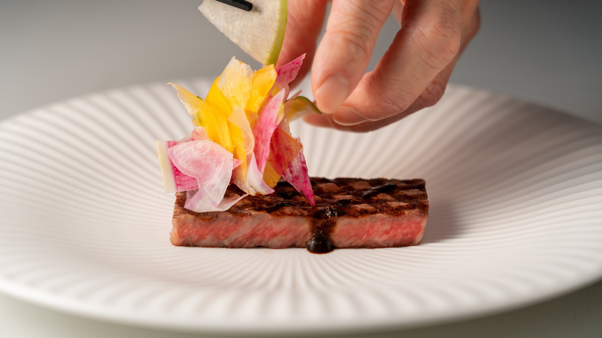 松坂牛ロースト盛り付け（イル･リストランテ）