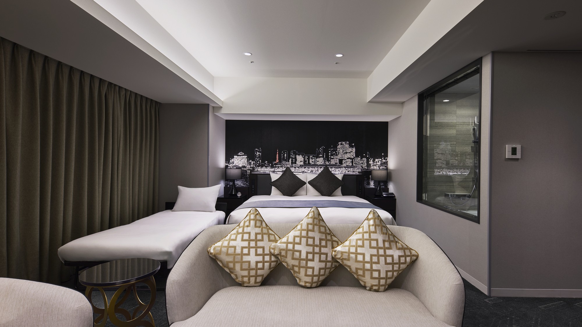 エグゼクティブキング　53㎡　ワイドキングサイズベッド(200cm)　3名様ご利用時