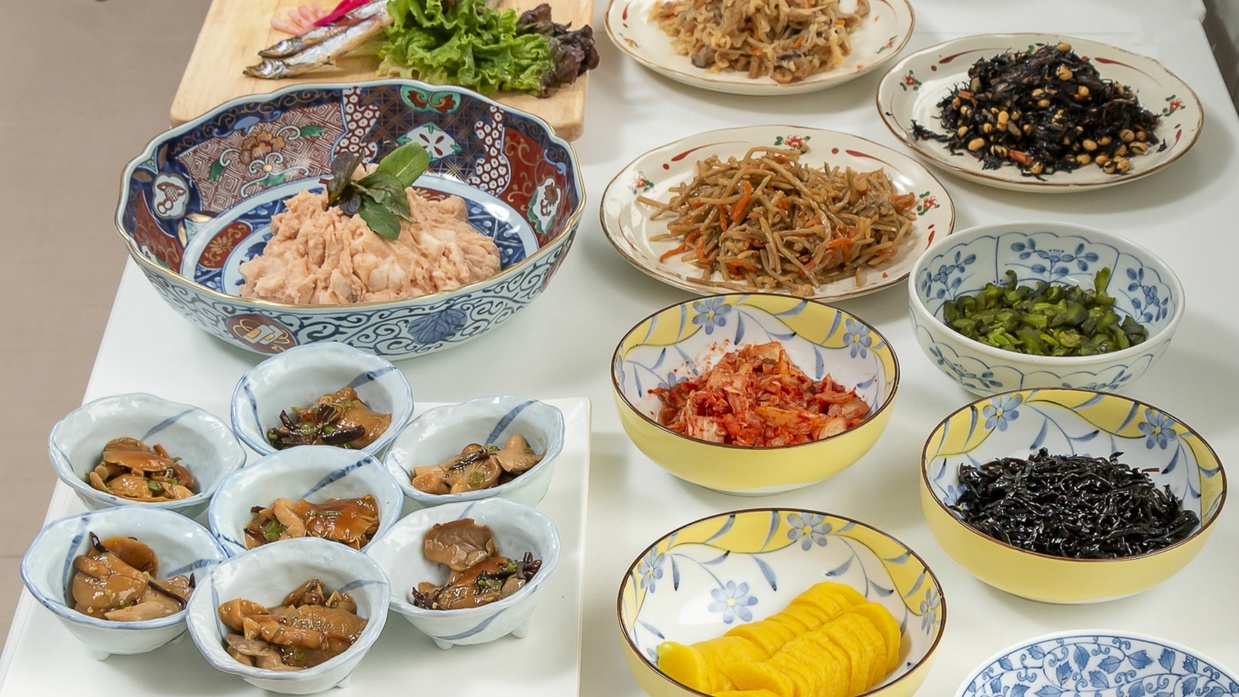 【限定2食付きプラン】今だけ朝食だけでなく夕食付のプランが割引中！日替わり夕食を是非ご堪能下さい。