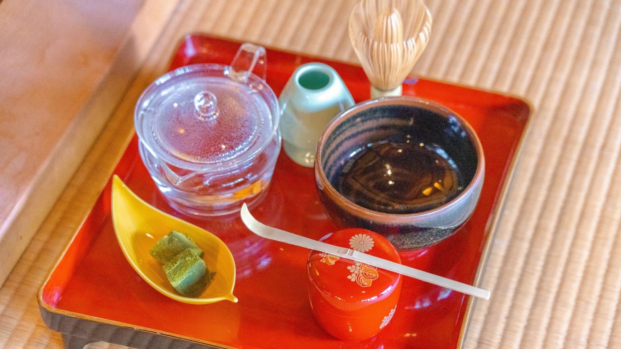 Kura過ごす！【ペットもOK!抹茶体験＆寿司会席】和の風情を抱く新リゾートプラン