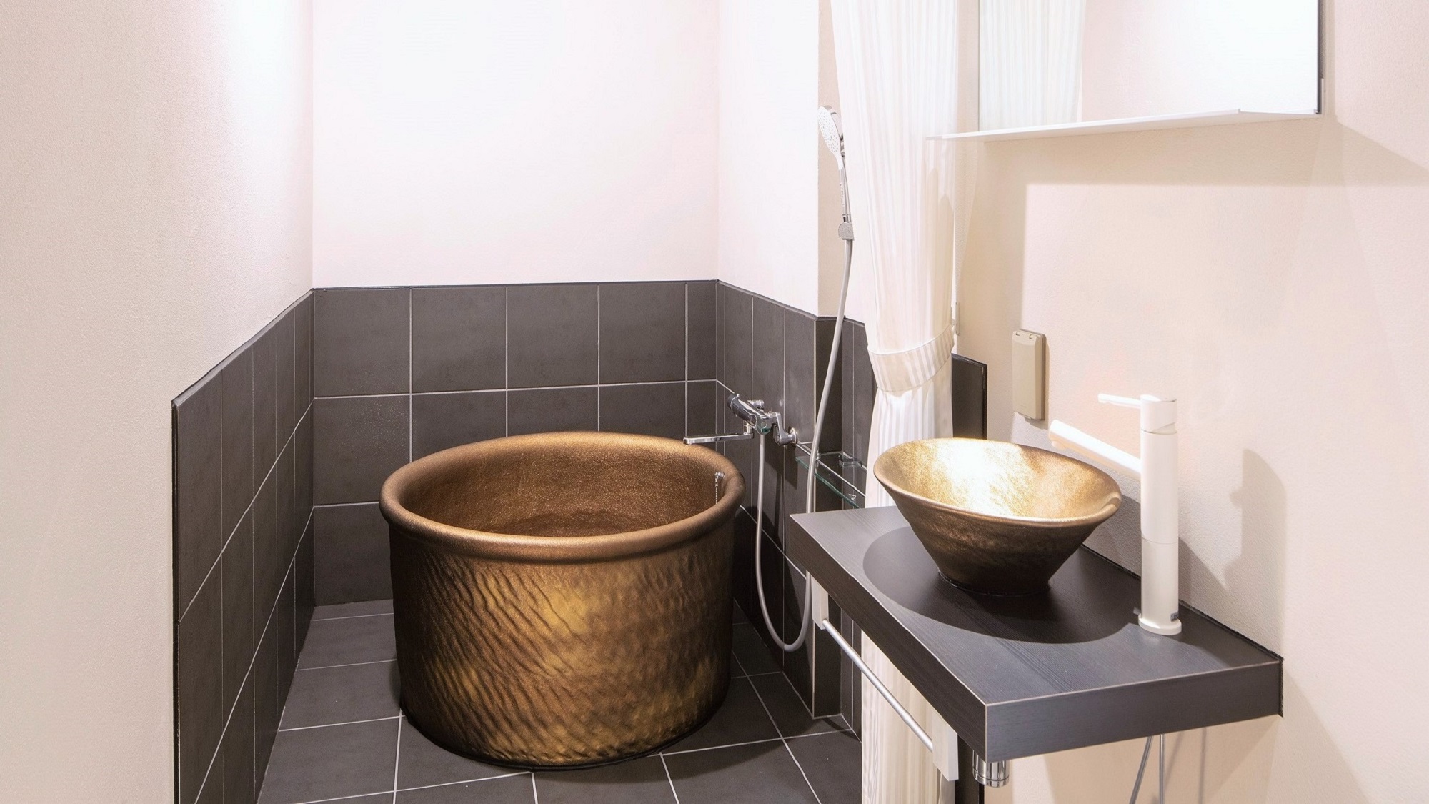 Bathroom202号室　金閣（Kinkaku）Deluxe Twin Room 　