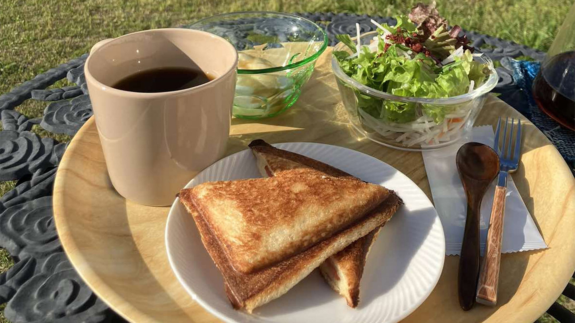 【朝食付】【平日限定】サウナ直通のお部屋で、島で人気のパン＆挽きたて珈琲をご堪能