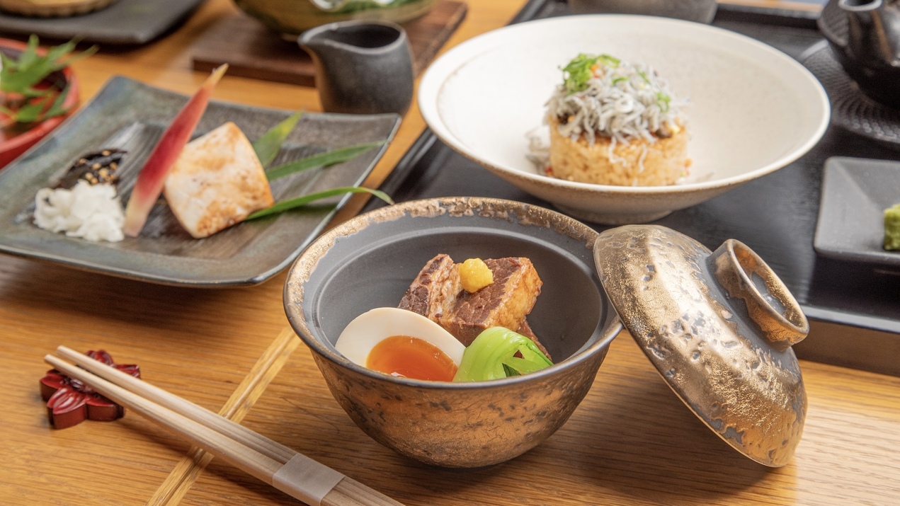 【旬彩すき焼きコース｜ホテルディナー】拘りの空間で、地元産の食材を愉しむディナー【朝食無料】
