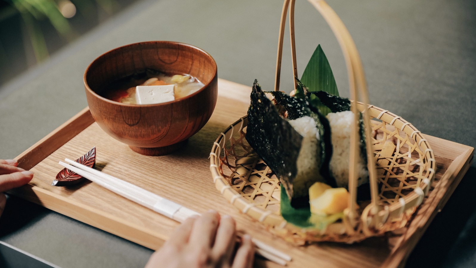 【おにぎり作り体験】日本らしい温かい”和”の伝統をお楽しみください。抹茶ティラミス付【朝食無料】
