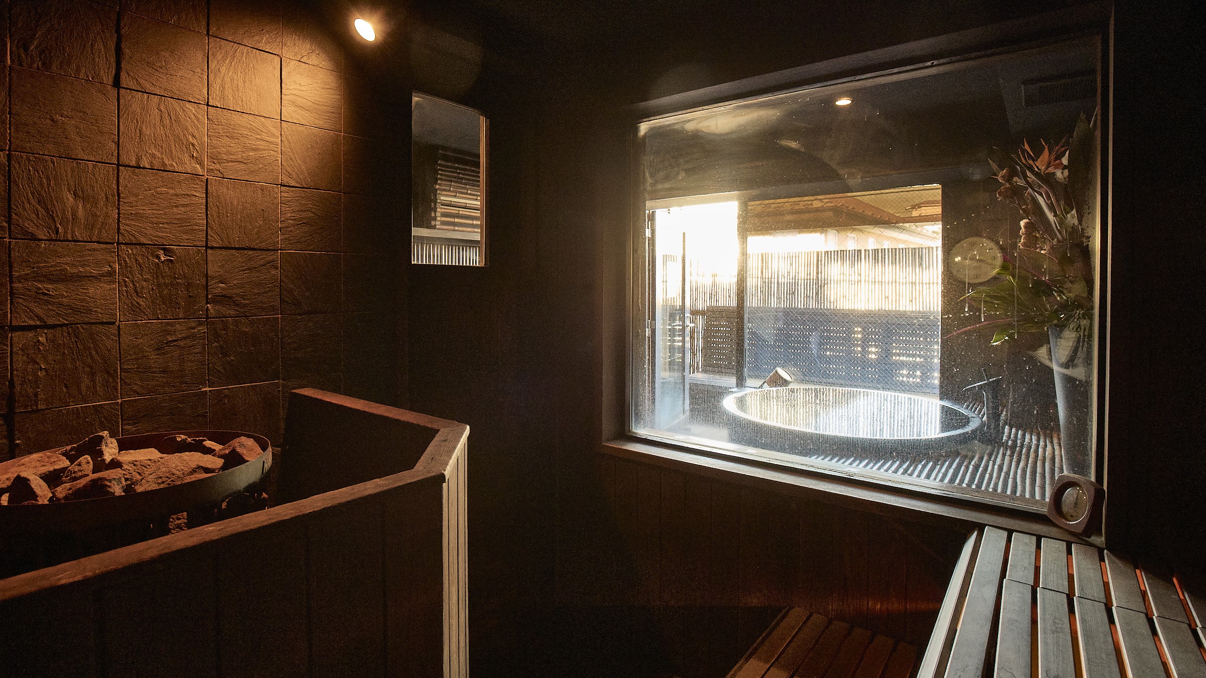 90分貸切り制　要予約 / 先着順