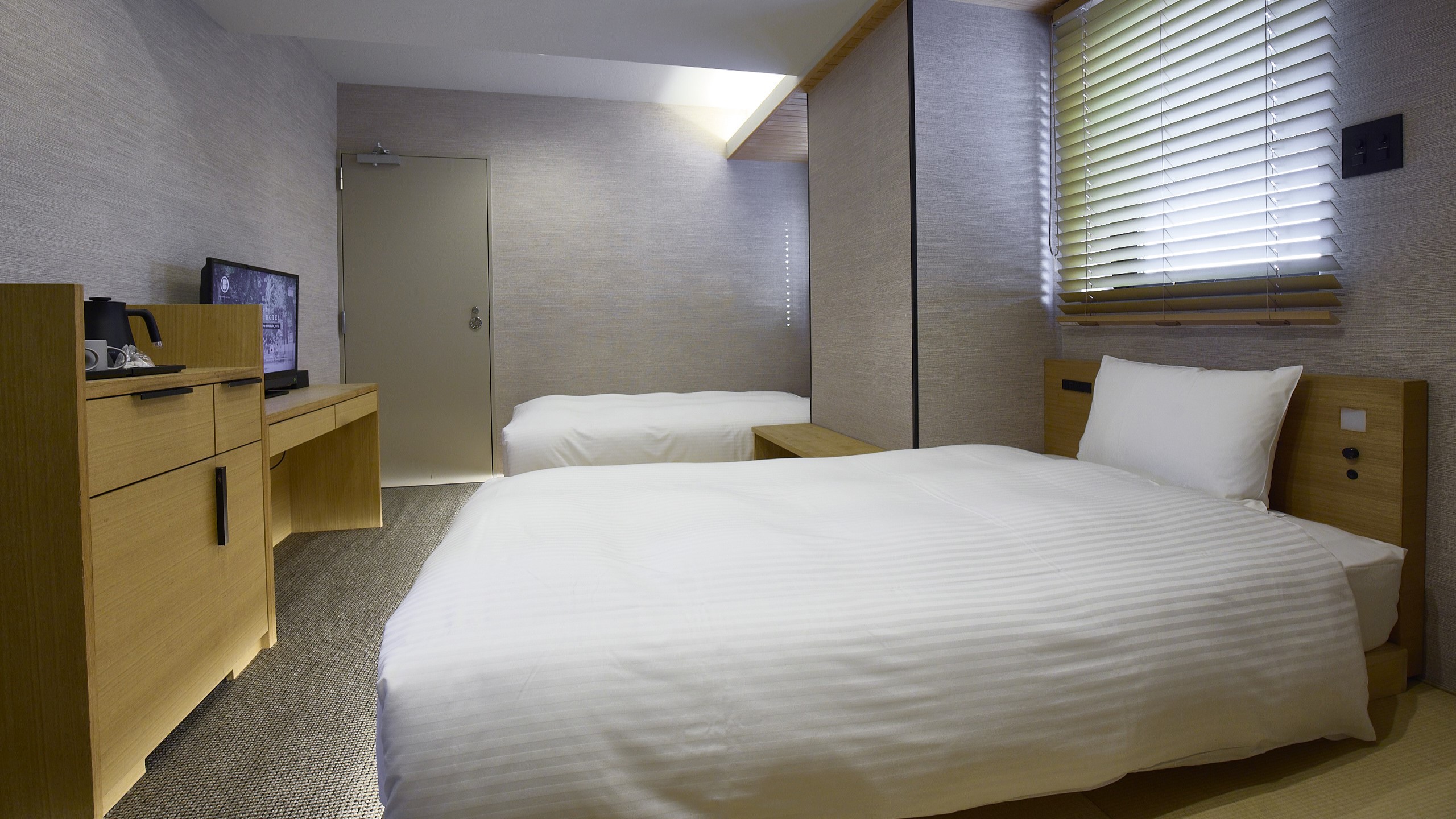 スタンダードツイン(23㎡/ベッド110㎝幅&times;2台/定員1～4名)