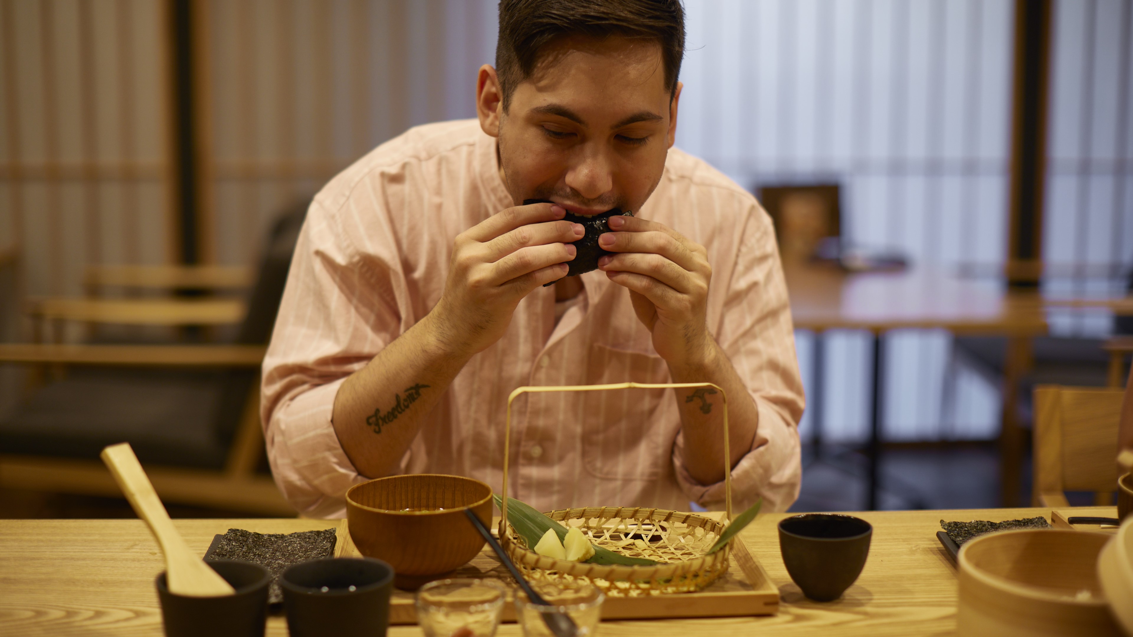 【おにぎり作り体験】日本らしい温かい&rdquo;和&rdquo;の伝統をお楽しみください。